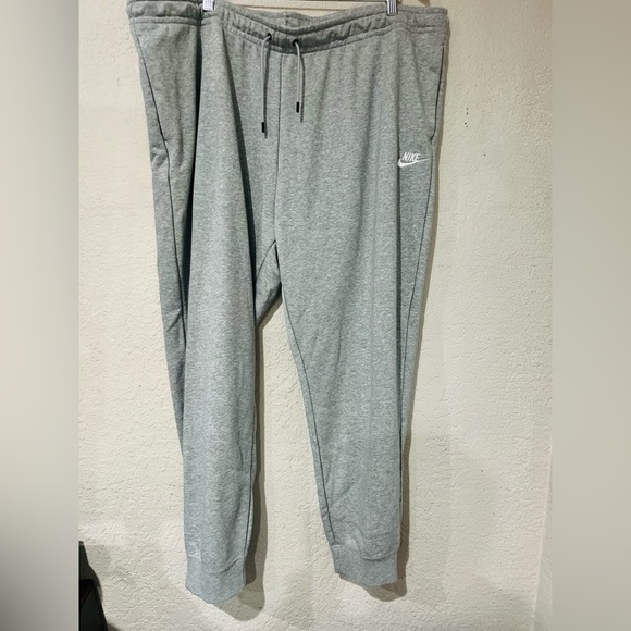 Nike Gray Joggers Sweatpants Mid Rise standard fit 3X - Picture 2 of 13